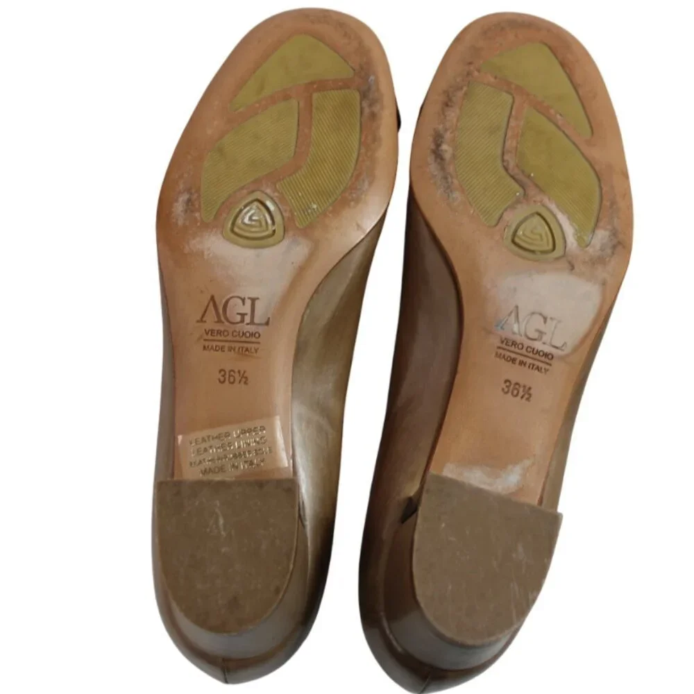 AGL Attilio Giusti Leombruni Taupe Black Cap Toe Buckle Leather Flats, Size 36.5